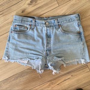 Levi’s light wash Denim Cutoff Shorts